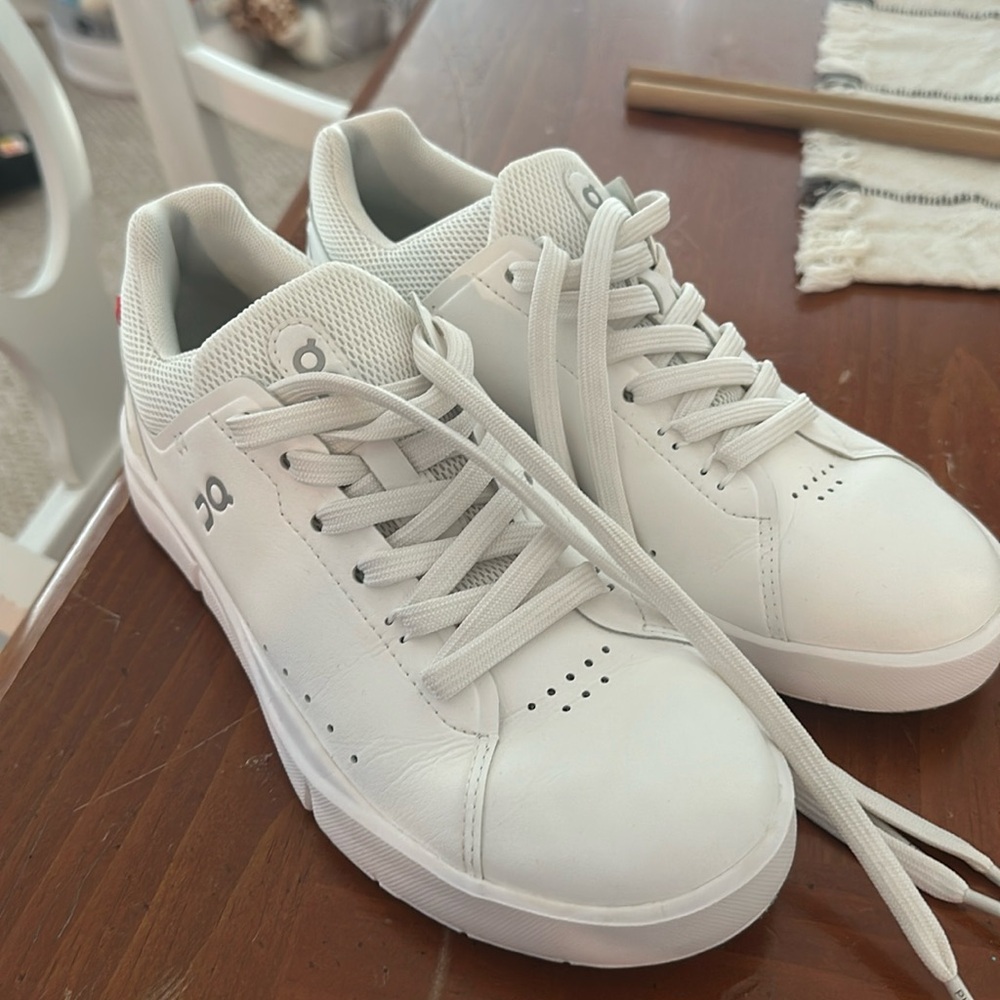 OnCloud tennis shoes